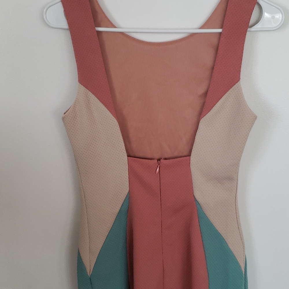 ARK & CO DRESS - Picture 3 of 11